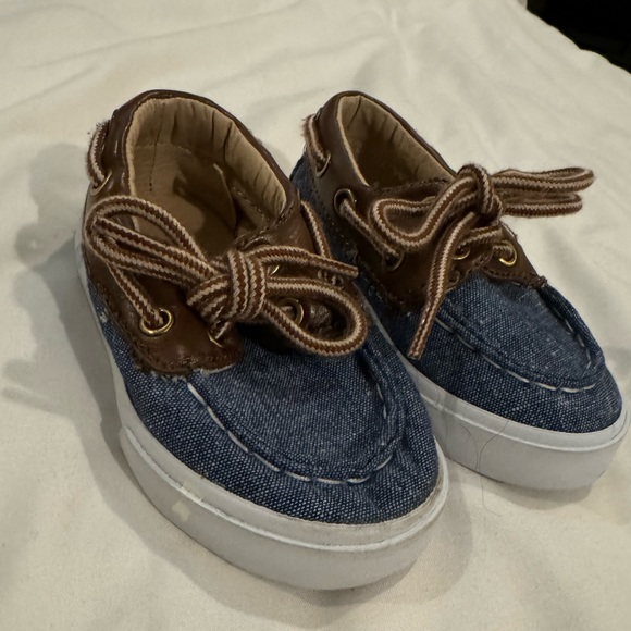 Janie & Jack Baby shoes - Picture 2 of 4